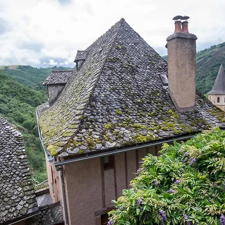 Le Compostelle De Conques-en-Rouergue