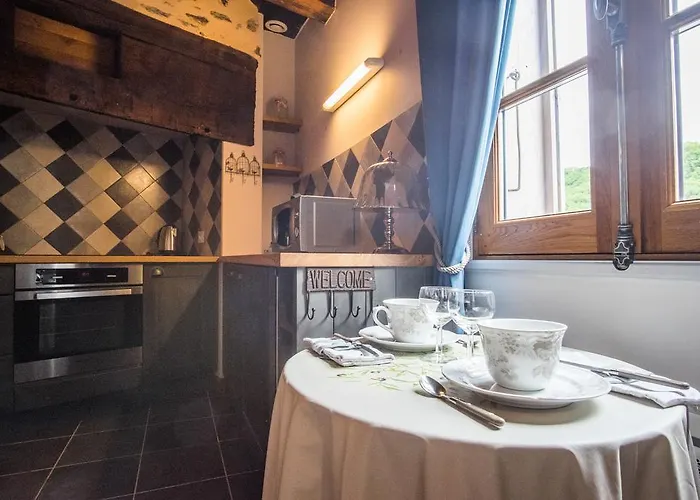 Le Compostelle De Conques-en-Rouergue