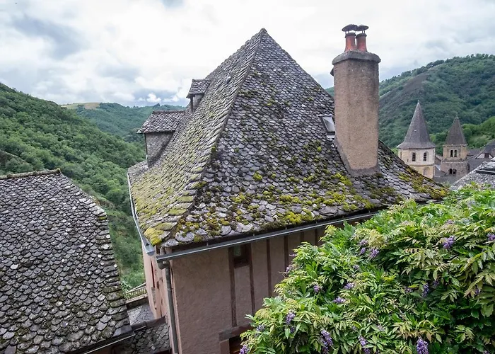Le Compostelle De Conques-en-Rouergue
